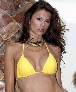 BIKINI TOP CLUB NEUF MIXTRIAN �������