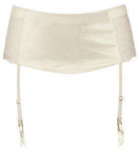  TRIUMPH DIVINE ESSENCE S  (L)