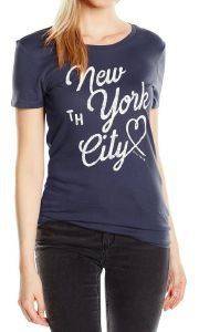 T-SHIRT TOMMY HILFIGER LULU ΜΕ ΣΤΑΜΠΑ ΣΚΟΥΡΟ ΜΠΛΕ (S) T-SHIRT TOMMY HILFIGER LULU ΜΕ ΣΤΑΜΠΑ ΣΚΟΥΡΟ ΜΠΛΕ (S)