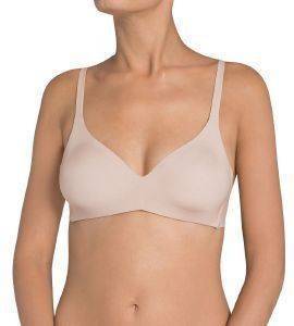 ������� TRIUMPH BODY MAKE-UP ESSENTIALS N ���� (75D)