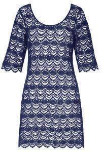   TRIUMPH BEACH CASUAL 16   (36)