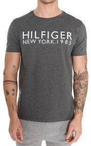 T-SHIRT TOMMY HILFIGER NEW YORK LOGO UM0UM01172/091 ΣΚΟΥΡΟ ΓΚΡΙ ΜΕΛΑΝΖΕ (M) T-SHIRT TOMMY HILFIGER NEW YORK LOGO UM0UM01172/091 ΣΚΟΥΡΟ ΓΚΡΙ ΜΕΛΑΝΖΕ (M)