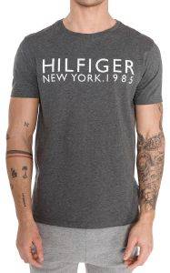 T-SHIRT TOMMY HILFIGER NEW YORK LOGO UM0UM01172/091 ΣΚΟΥΡΟ ΓΚΡΙ ΜΕΛΑΝΖΕ (L) T-SHIRT TOMMY HILFIGER NEW YORK LOGO UM0UM01172/091 ΣΚΟΥΡΟ ΓΚΡΙ ΜΕΛΑΝΖΕ (L)