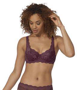 ������� TRIUMPH AMOURETTE 300 WHP X ���� (75D)