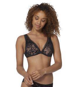  TRIUMPH VELVET ROSE SPOTLIGHT WP  (90D)
