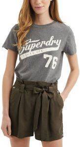 T-SHIRT SUPERDRY COLLEGIATE CALI STATE W1010421A ������ ���� ������� (M)