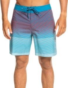   QUIKSILVER SURFSILK MASSIVE 17 EQYBS04660 /