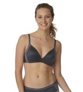 ������� TRIUMPH BODY MAKE-UP SOFT TOUCH P EX ������� (75B)