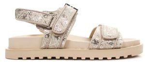 ΣΑΝΔΑΛΙΑ GUESS FABELIS FL6FBSFAL03 ΜΠΕΖ/ΑΣΗΜΙ (36) ΣΑΝΔΑΛΙΑ GUESS FABELIS FL6FBSFAL03 ΜΠΕΖ/ΑΣΗΜΙ (36)