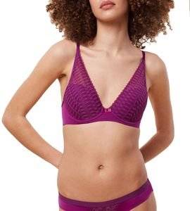 ������� TRIUMPH AURA SPOTLIGHT T WP ������� (90F)