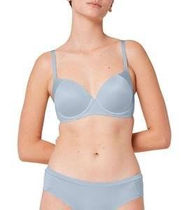������� TRIUMPH BODY MAKE-UP SOFT TOUCH WP EX ������� (90D)