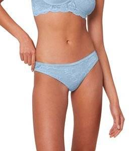 ������� TRIUMPH AMOURETTE CHARM T BRAZILIAN01 ������� (40)
