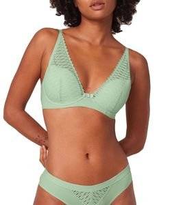 ������� TRIUMPH AURA SPOTLIGHT T WP ������� ������� (90C)