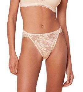  TRIUMPH AMOURETTE CHARM DELIGHT HIGHLEG TAI ʼ  (38)