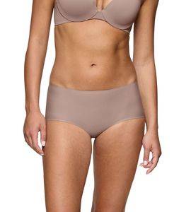 ���� TRIUMPH BODY MAKE-UP ILLUSION SHORTY EX ���� ���������