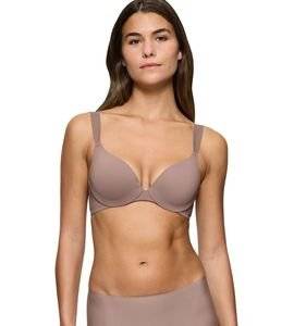 ������� TRIUMPH BODY MAKE-UP ILLUSION WP EX ���� ��������� (80C)