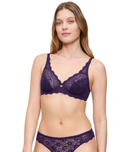 ������� TRIUMPH AMOURETTE W ������ ��� (85G)