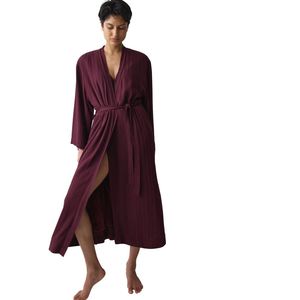 ����� TRIUMPH AMOURETTE JACQUARD LONG ROBE ������� (36-38)
