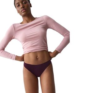 ���� TRIUMPH PRETTY MICRO STRING ������� (L)
