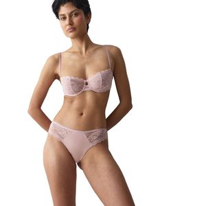 ���� TRIUMPH COMFORT ALLURE STRING ��� (36)