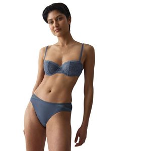 ���� TRIUMPH COMFORT ALLURE BRAZILIAN ���� (36)