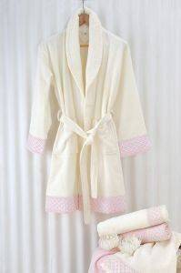 ���������� VERONIQUE ������ ��������� �� �������� (L)