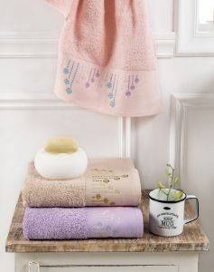 �������� ������� STAY IN DANNIE 12 ����  3���