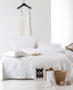 KOYBEΡΤΑ ΥΠΕΡΔΙΠΛΗ KENTIA SERENITY ROXANE 00 ΛΕΥΚΟ 1TMX 230Χ260CM KOYBEΡΤΑ ΥΠΕΡΔΙΠΛΗ KENTIA SERENITY ROXANE 00 ΛΕΥΚΟ 1TMX 230Χ260CM