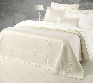    GUY LAROCHE ESSENZA CREAM 3  240X250CM