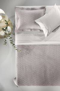 �������� ��������� GUY LAROCHE FOREST WENGE 240X260CM