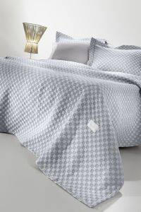 �������� �������� GUY LAROCHE  SQUARES DENIM 160X260CM