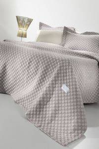 �������� ��������� GUY LAROCHE  SQUARES WENGE 240X26CM