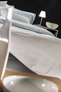 �������� ��������� GUY LAROCHE BLOOM 4��� ���� 240X265CM