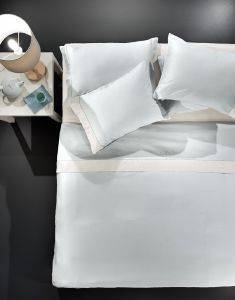   GUY LAROCHE SILKY  ALOE  240X250CM