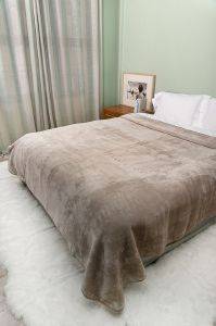 ΚΟΥΒΕΡΤΑ ΥΠΕΡΔΙΠΛΗ NAF NAF CASUAL POLYESTER OFF TAUPE 55 220Χ240CM ΚΟΥΒΕΡΤΑ ΥΠΕΡΔΙΠΛΗ NAF NAF CASUAL POLYESTER OFF TAUPE 55 220Χ240CM
