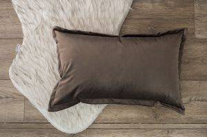 ΔΙΑΚΟΣΜΗΤΙΚΗ ΜΑΞΙΛΑΡΟΘΗKΗ TEORAN VELVET 03 ΚΑΦΕ 30X50CM ΔΙΑΚΟΣΜΗΤΙΚΗ ΜΑΞΙΛΑΡΟΘΗKΗ TEORAN VELVET 03 ΚΑΦΕ 30X50CM