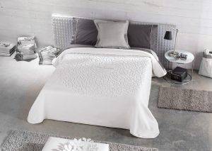ΚΟΥΒΕΡΤΑ ΥΠΕΡΔΙΠΛΗ GUY LAROCHE MADISON NATURAL ΛΕΥΚΟ 220X240CM ΚΟΥΒΕΡΤΑ ΥΠΕΡΔΙΠΛΗ GUY LAROCHE MADISON NATURAL ΛΕΥΚΟ 220X240CM