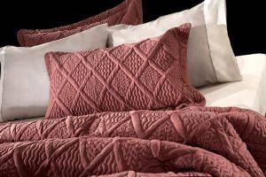 ΜΑΞΙΛΑΡΟΘΗΚΗ GUY LAROCHE VIVALDI CAYENNE 2TMX 50X70CM ΜΑΞΙΛΑΡΟΘΗΚΗ GUY LAROCHE VIVALDI CAYENNE 2TMX 50X70CM