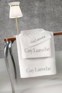   GUY LAROCHE FUTURA WHITE  3 (3050-5090-70140)