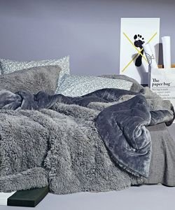   KENTIA CALORE 22 SILVER (220X240CM)