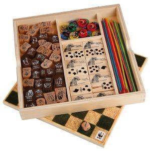 WWF,  4 ��������� �� 1