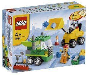 LEGO ROAD CONSTRUCTION BUILDING SET