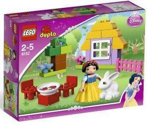LEGO SNOW WHITES COTTAGE 6152