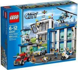 LEGO POLICE STATION 60047