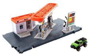 MATCHBOX    FUEL STATION [GVY84]