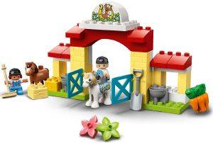 LEGO 10952 BARN TRACTOR AND FARM ANIMAL CARE