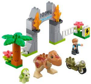 LEGO 10939 T-REX AND TRICERATOPS DINOSAUR BREAKOUT