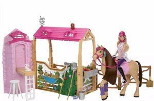 BARBIE MYSTERIES:THE GREAT HORSE CHASE-ULTIMATE STABLE