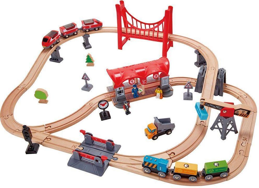 HAPE ΞΥΛΙΝΟ ΣΕΤ ΤΡΕΝΟΥ HAPE RAILWAY BUSY CITY RAIL SET