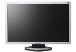 SAMSUNG 940BW 19\'\' WIDE SILVER